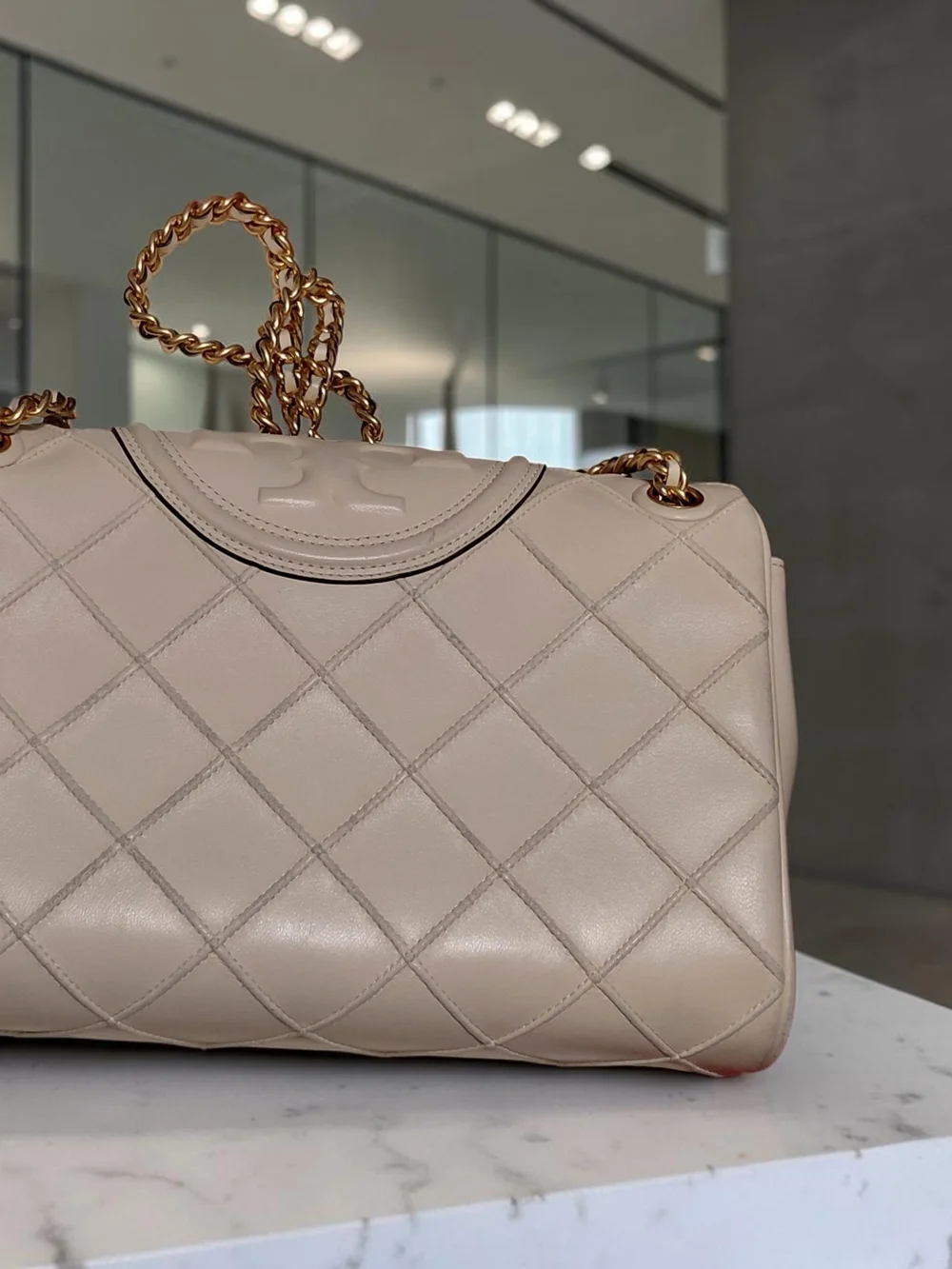 Tory Burch Fleming Shoulder Bag with Gold Chain